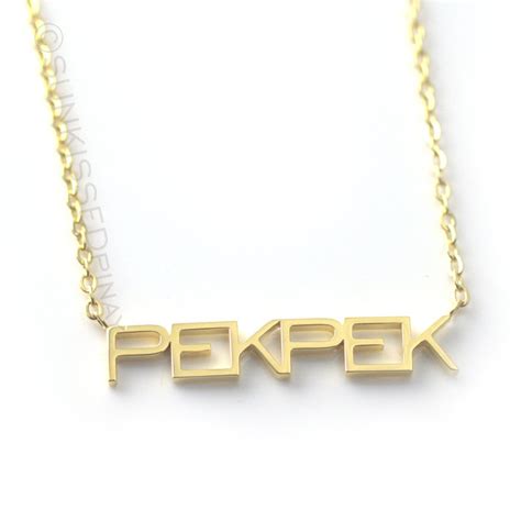 kain pekpek|Pekpek in English: Definition of the Tagalog word pekpek.